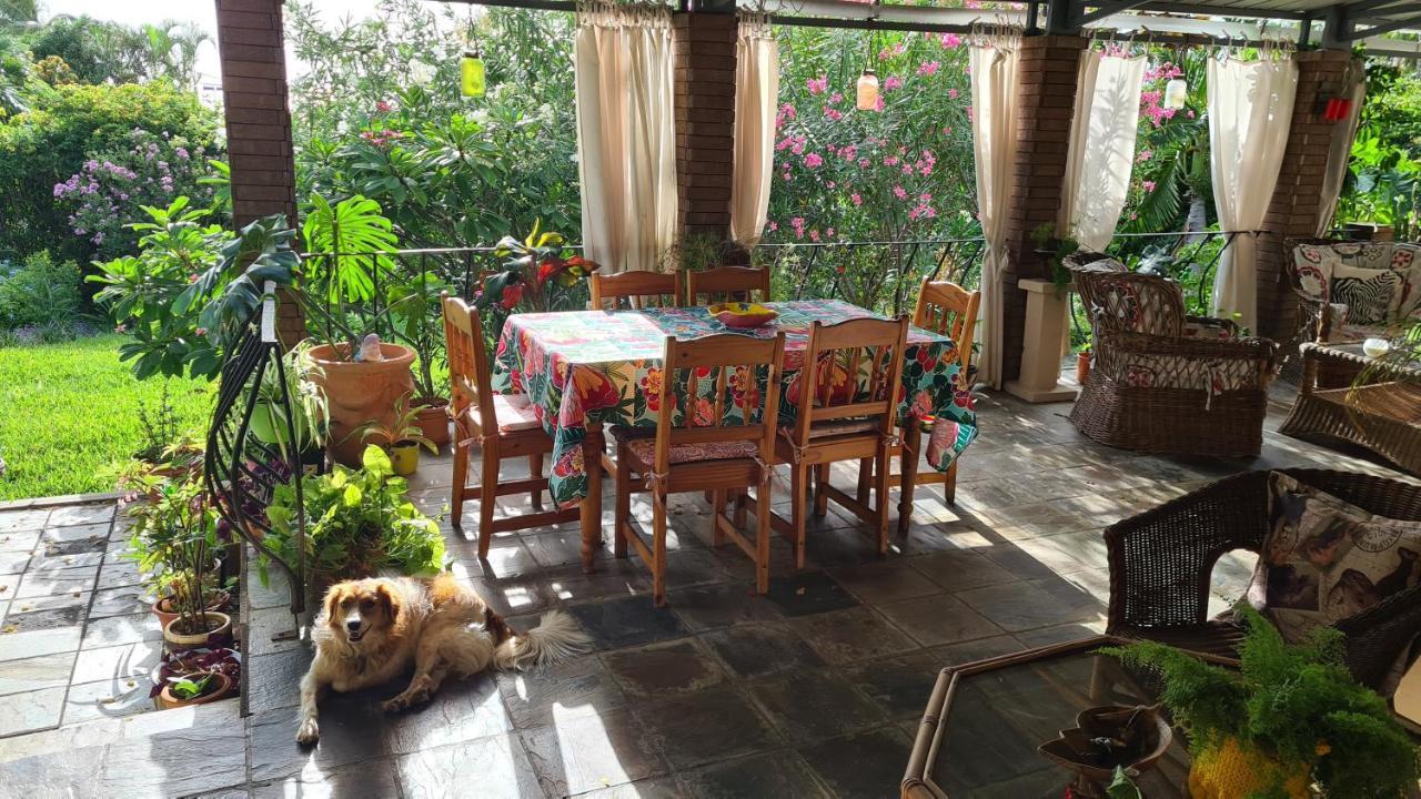Comfy Home-Tropical Garden & 5 Min Walk To Beach 타마린 외부 사진